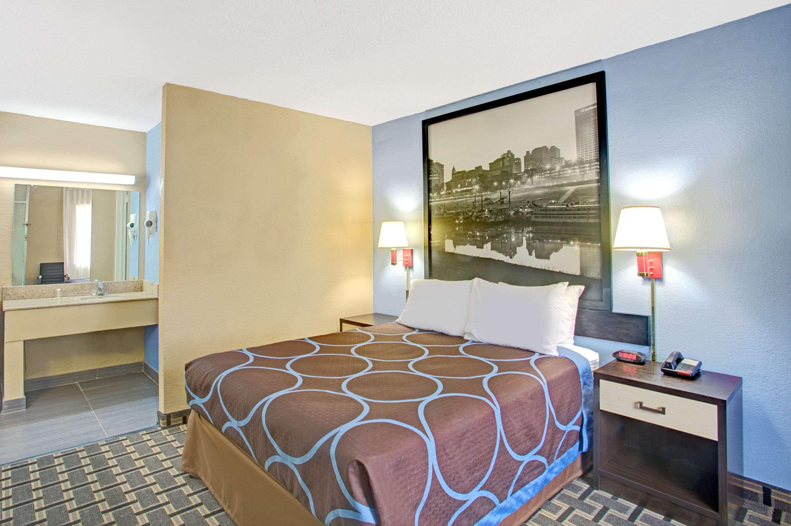 Downtown Inn & Studio Suites Мемфис Экстерьер фото