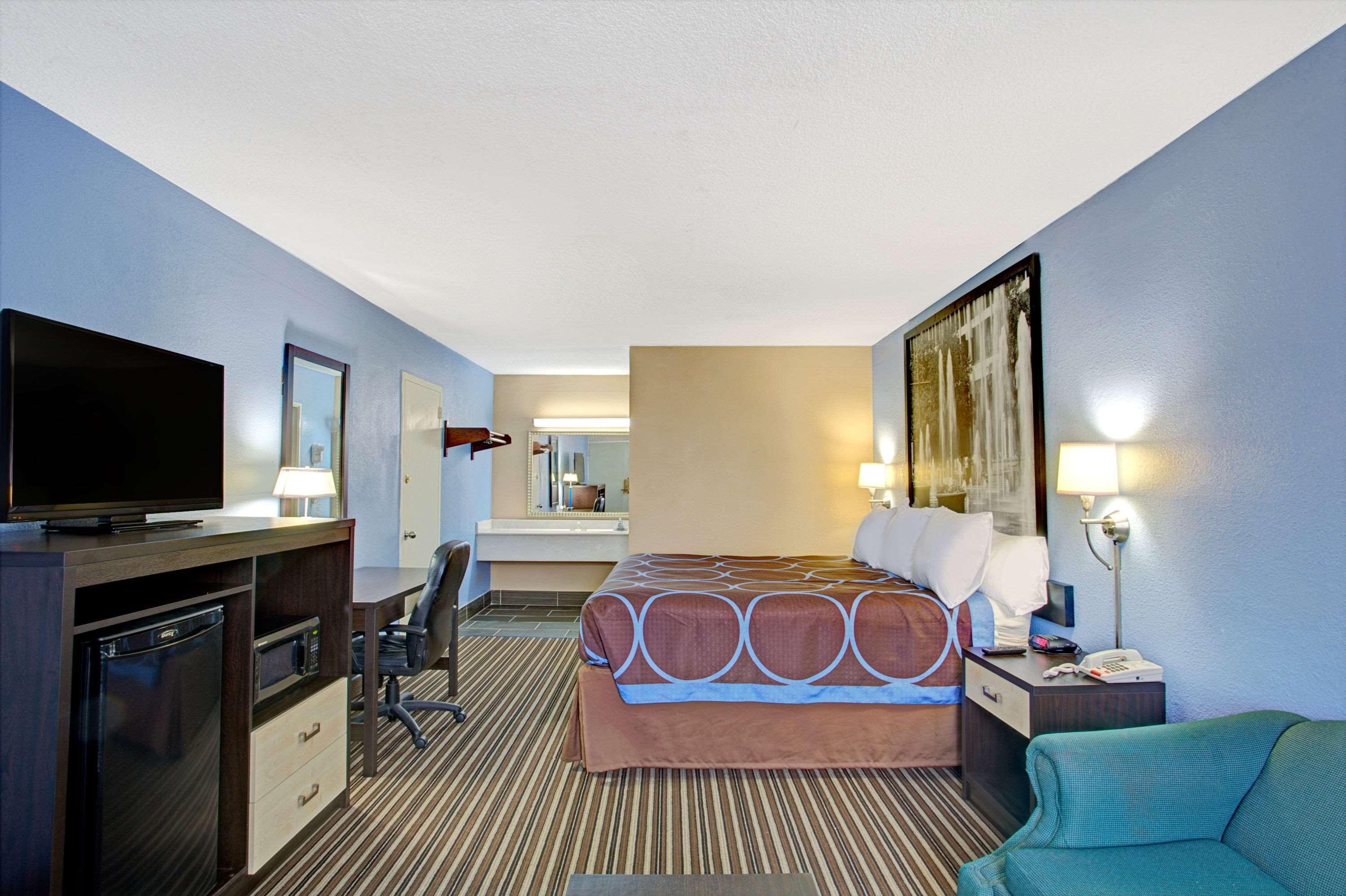 Downtown Inn & Studio Suites Мемфис Экстерьер фото