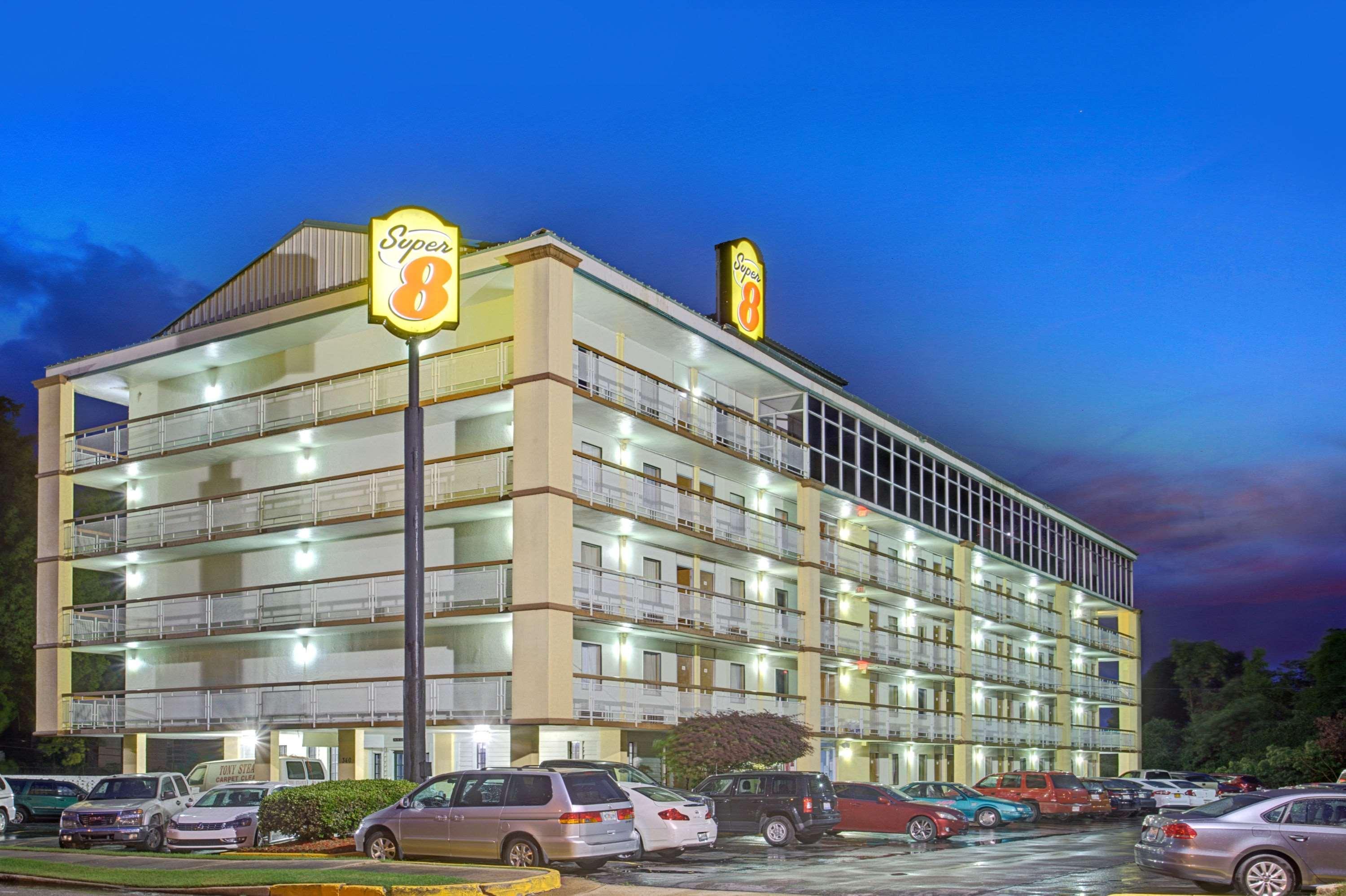 Downtown Inn & Studio Suites Мемфис Экстерьер фото
